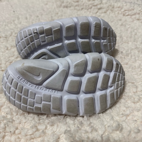 Nike Kids Black and White Slip-On Sneakers - Picture 4 of 4